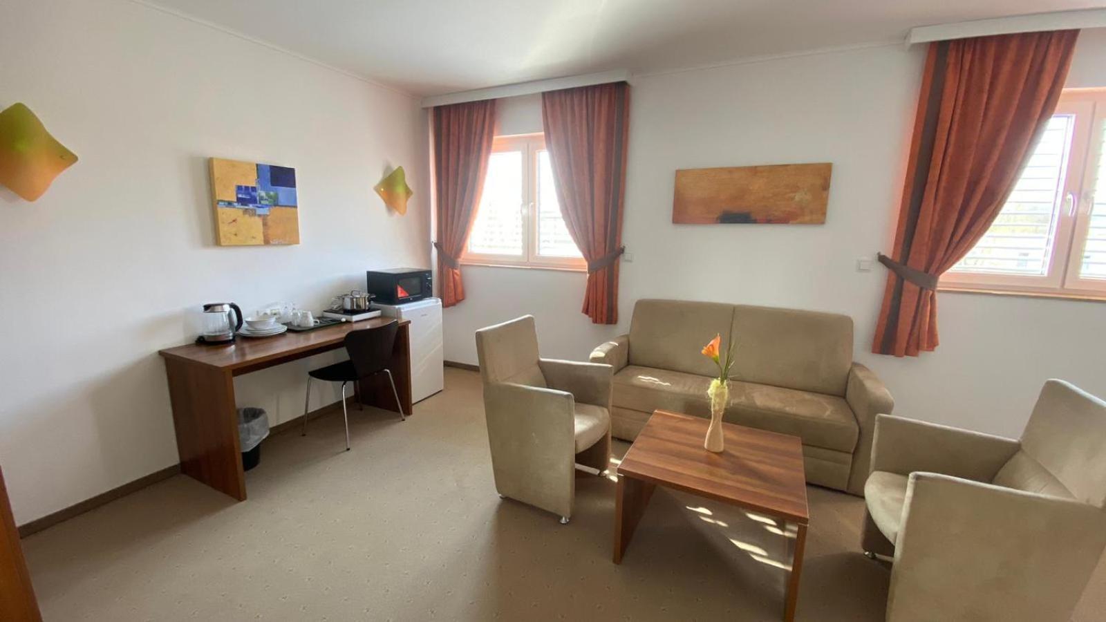 Weinland Hotel Donnerskirchen Room photo